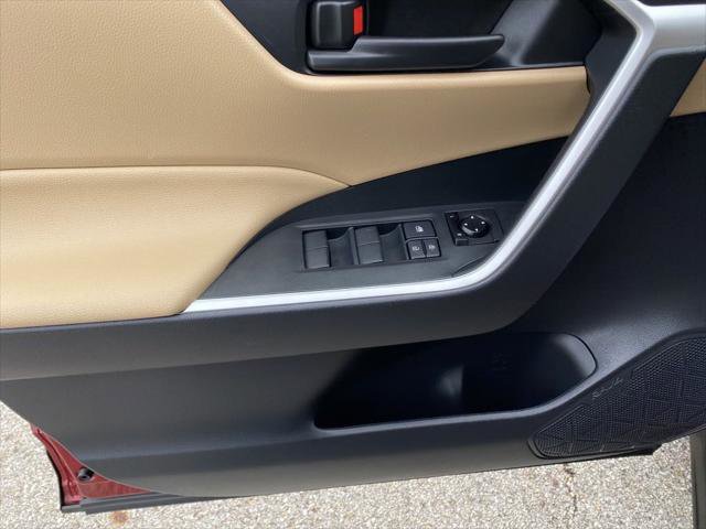 Certified 2019 Toyota RAV4 LE w/ All Weather Liner Package image 10