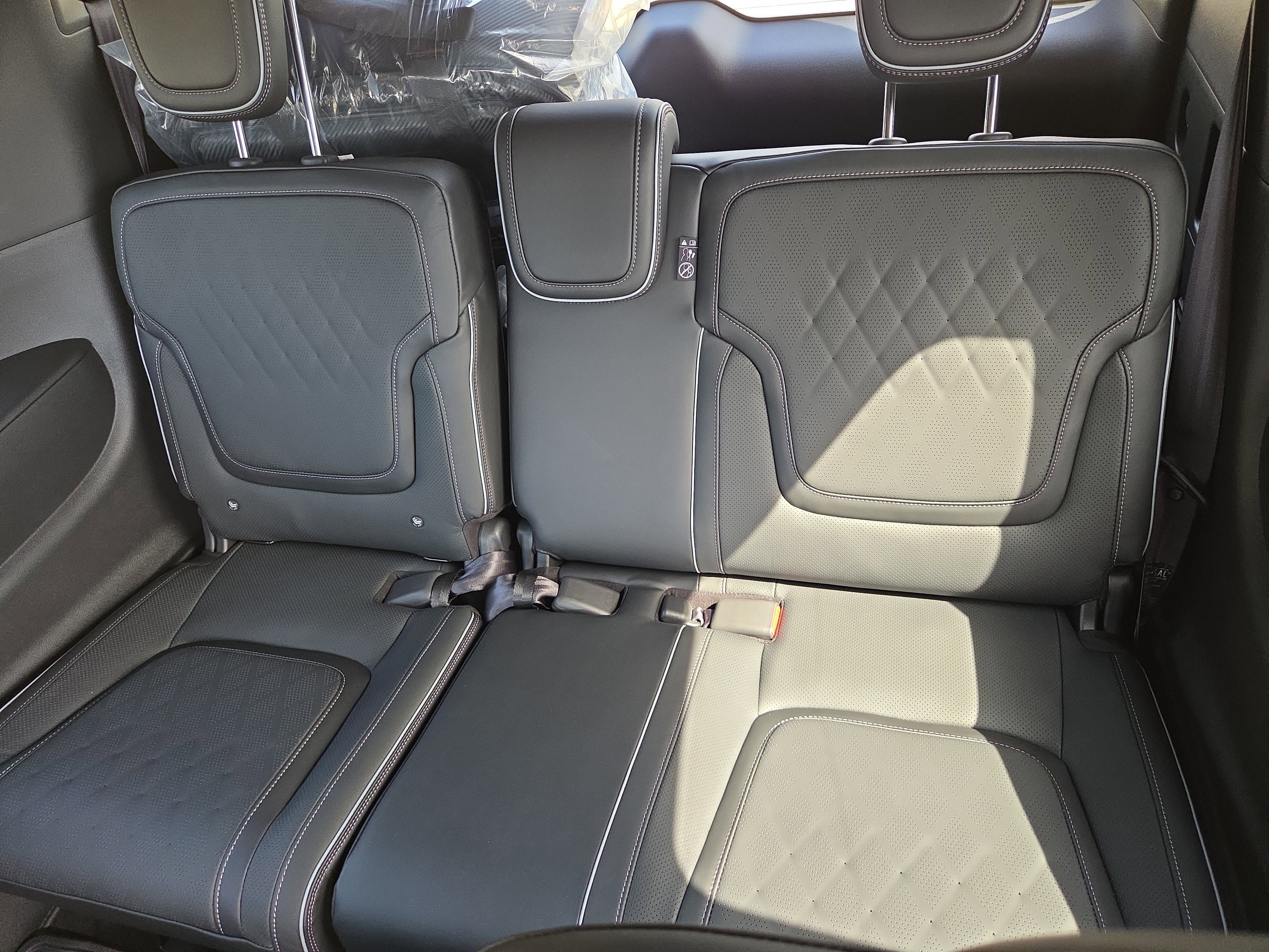 New 2026 INFINITI QX80 Autograph w/ Premium Cargo Package image 7