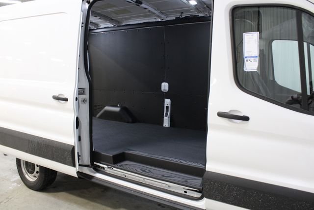 New 2026 Ford Transit 250 148 Medium Roof w/ Load Area Protection Package RWD image 26