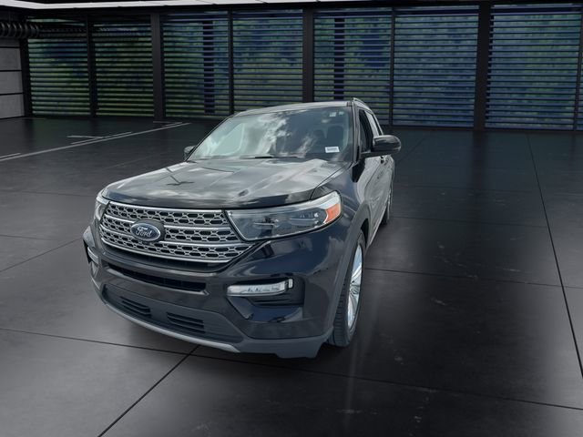 Used 2022 Ford Explorer Limited w/ Equipment Group 301A image 4