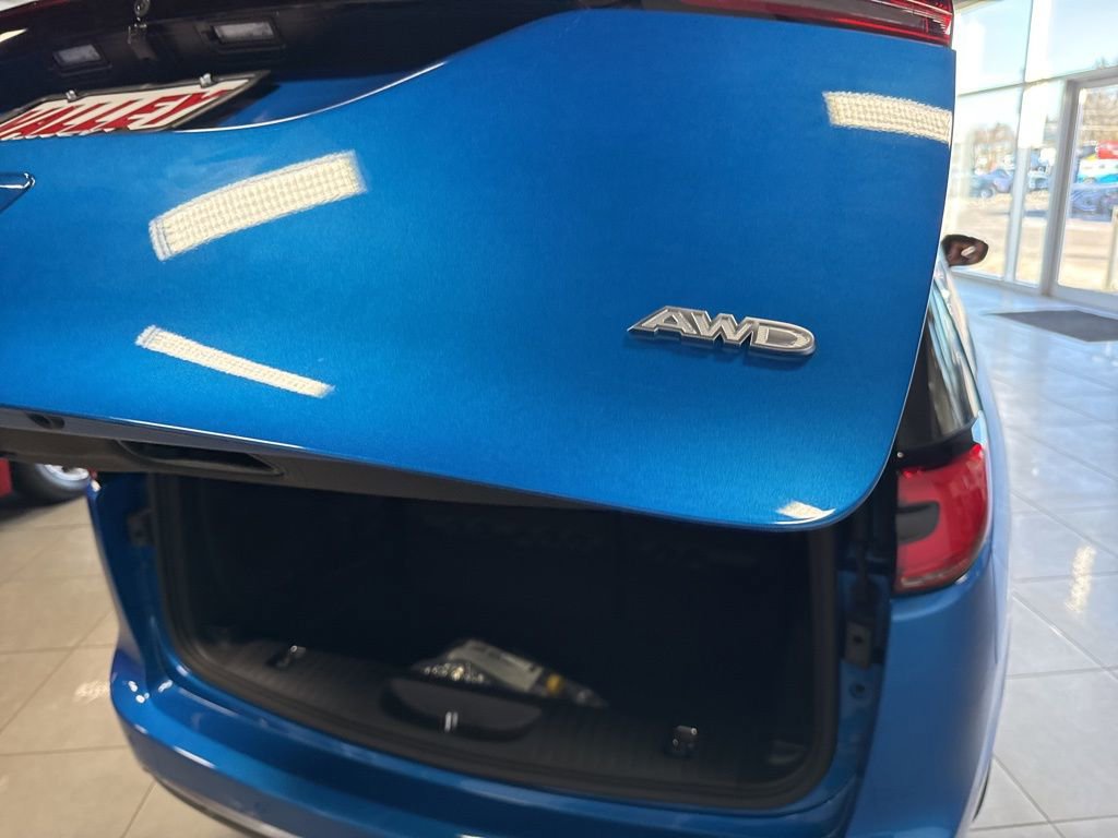 New 2026 Chrysler Pacifica Pinnacle image 16