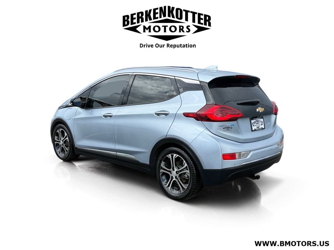 Used 2018 Chevrolet Bolt Premier w/ Driver Confidence II Package FWD image 5