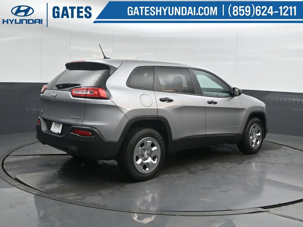 Used 2017 Jeep Cherokee Sport w/ Safety Group image 2