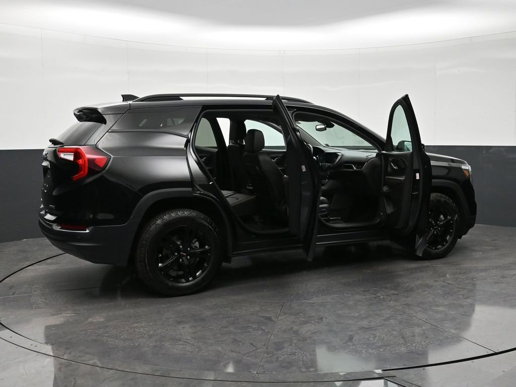 Used 2022 GMC Terrain AT4 w/ Infotainment Package II image 33