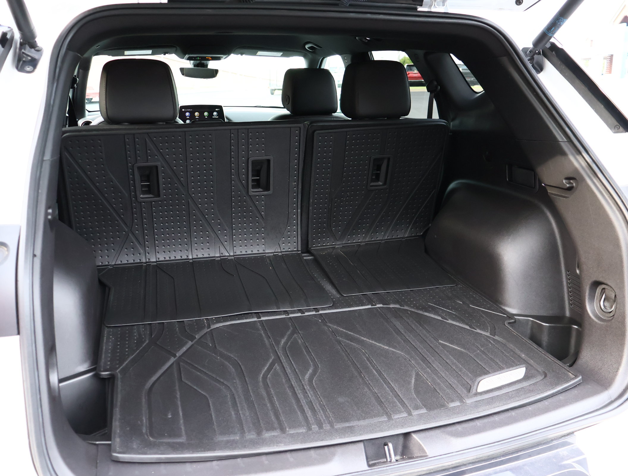 Used 2024 Chevrolet Blazer Premier w/ Driver Confidence II Package FWD image 26