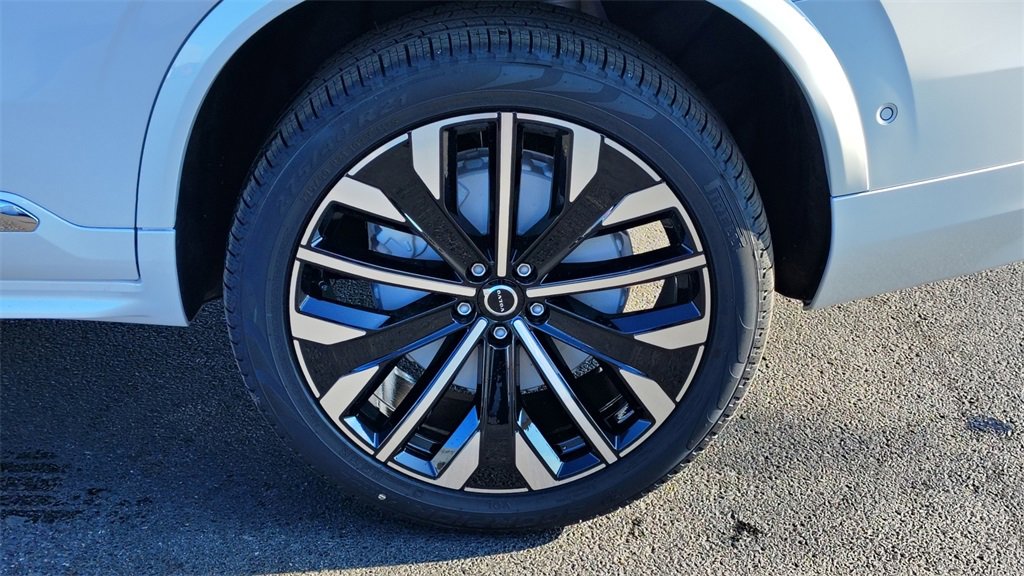 New 2026 Volvo XC90 B6 Ultra image 31