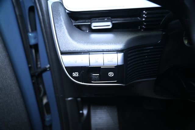 Used 2024 Hyundai Ioniq 5 Limited image 35