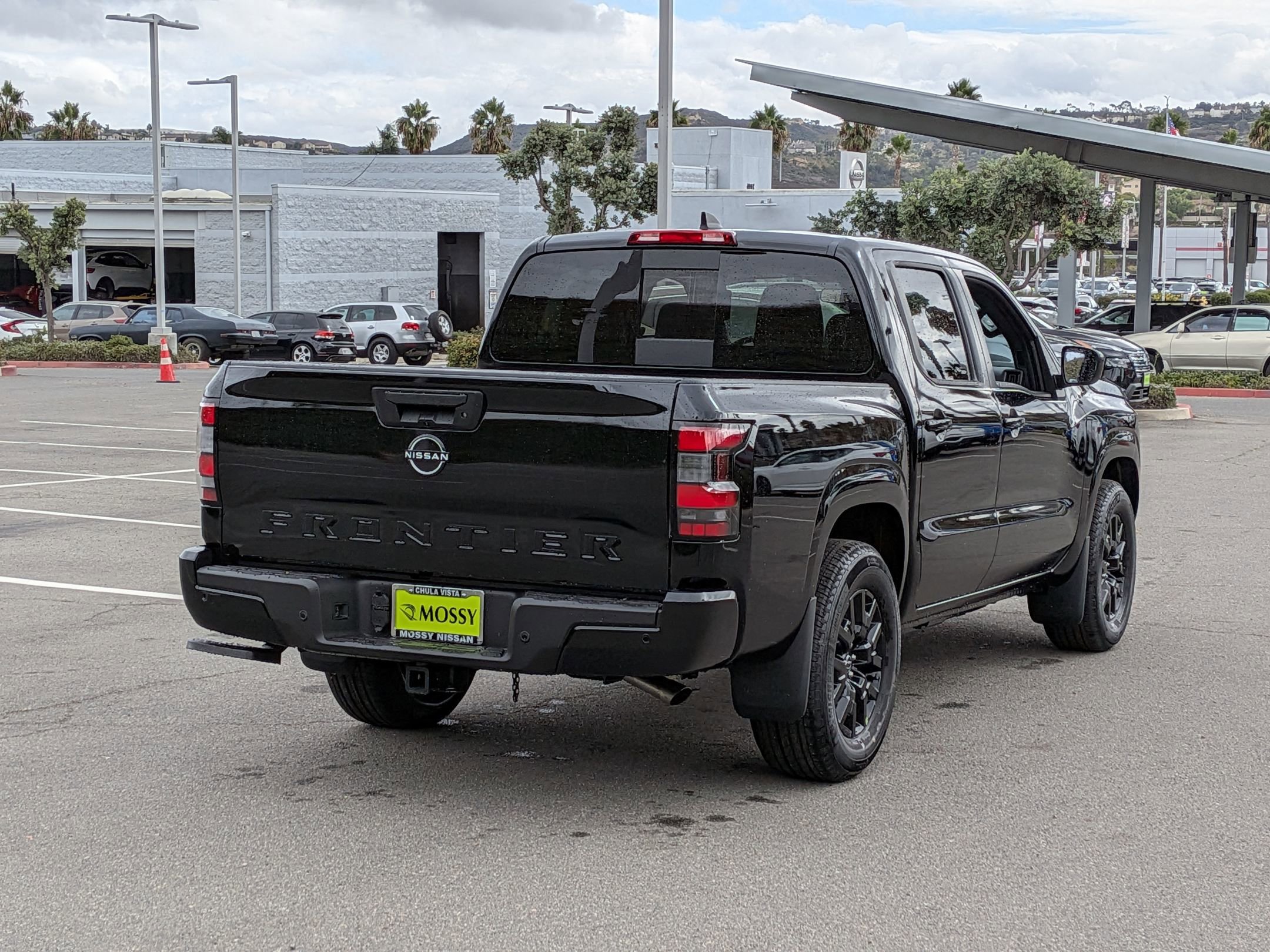 New 2026 Nissan Frontier SV w/ Tow Package image 8