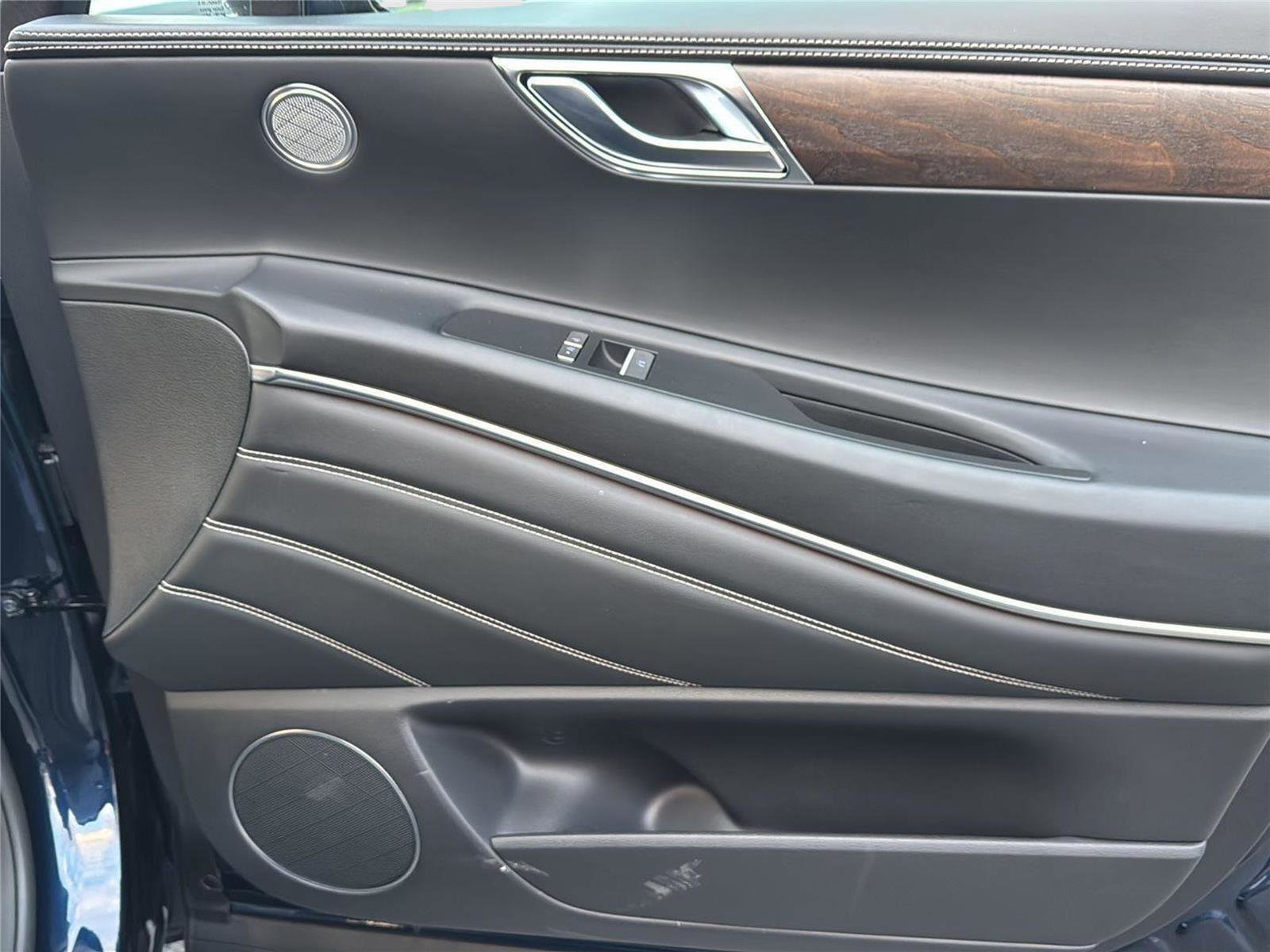 Used 2023 Genesis GV80 2.5T image 38