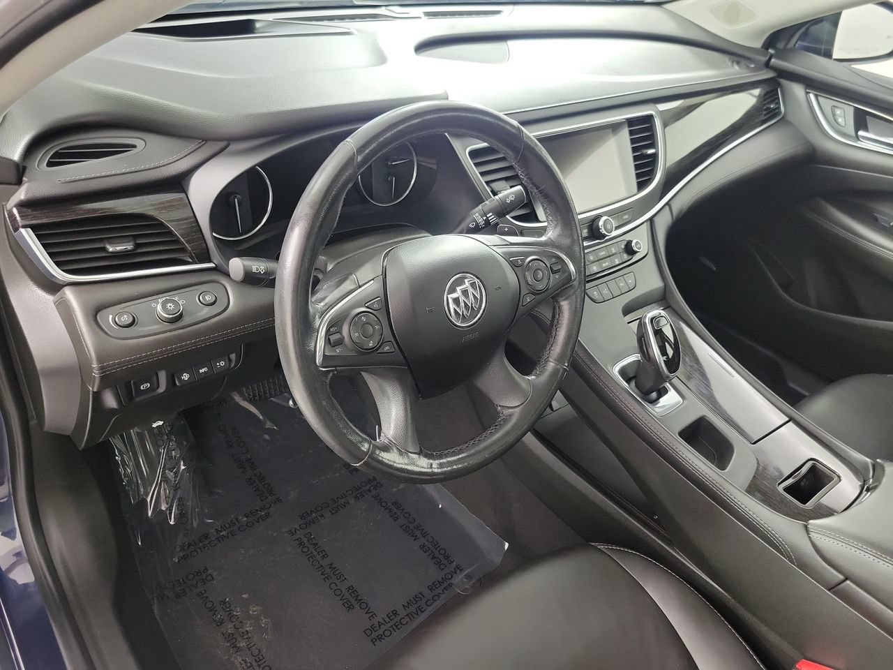 Used 2017 Buick LaCrosse Premium w/ Driver Confidence Package #2 FWD image 25