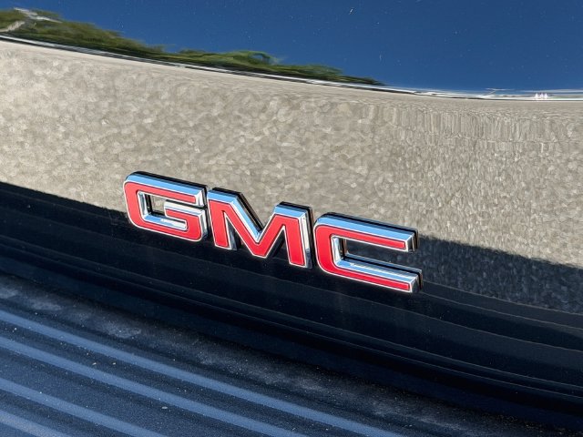 New 2027 GMC Yukon Denali w/ Denali Reserve Package AWD/4WD image 10