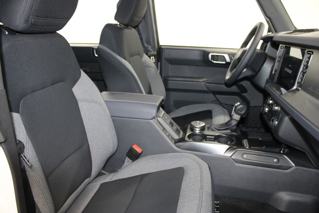 New 2025 Ford Bronco 4-Door image 22