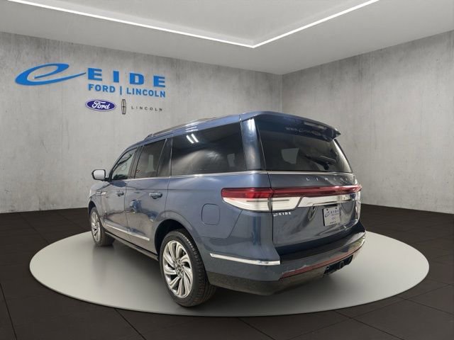 Used 2023 Lincoln Navigator Reserve image 8