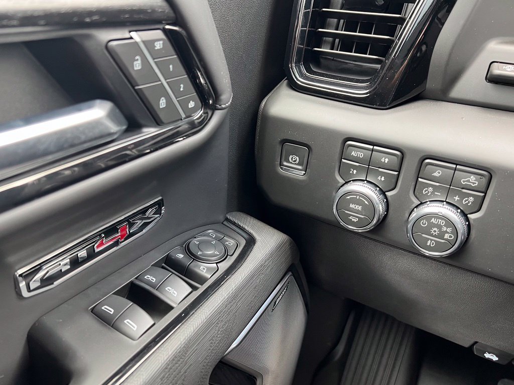 New 2026 GMC Sierra 1500 AT4X AWD/4WD image 23