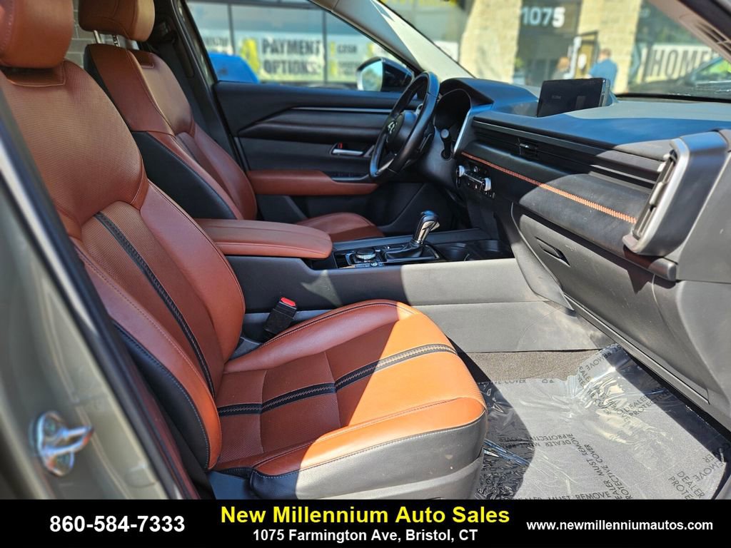 Used 2023 MAZDA CX-50 Meridian Edition image 11