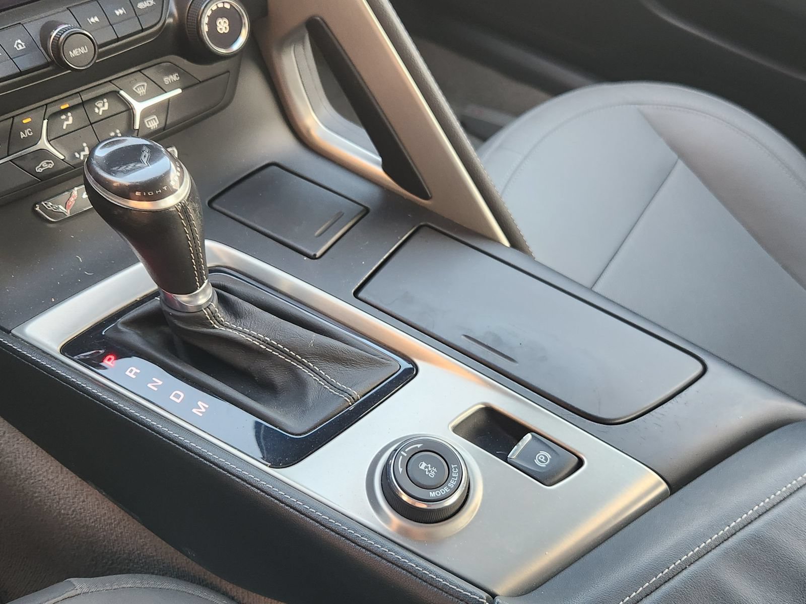 Used 2015 Chevrolet Corvette Stingray Coupe RWD image 20