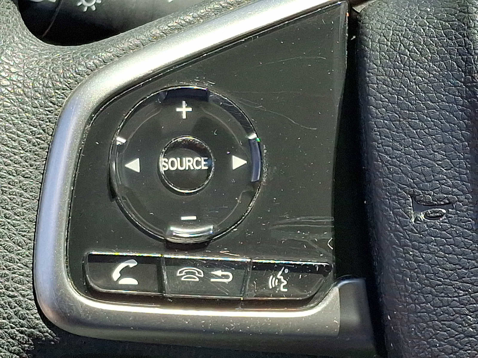 Used 2018 Honda CR-V LX image 22