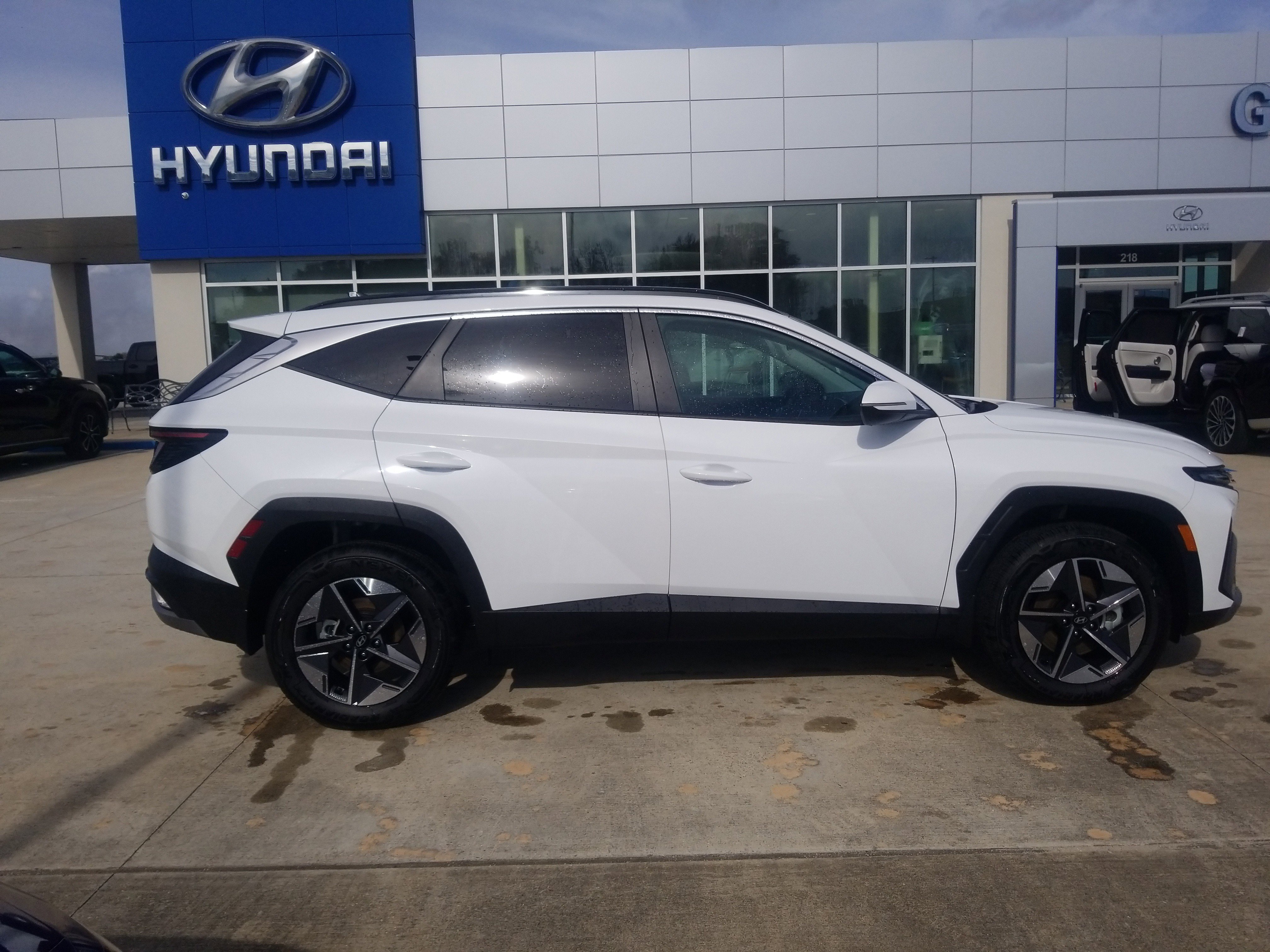 New 2025 Hyundai Tucson SEL image 8