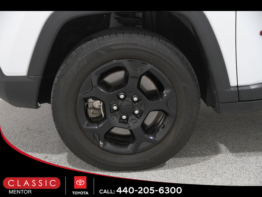 Used 2024 Jeep Compass Trailhawk AWD/4WD image 22