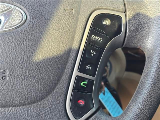 Used 2011 Hyundai Santa Fe GLS image 8