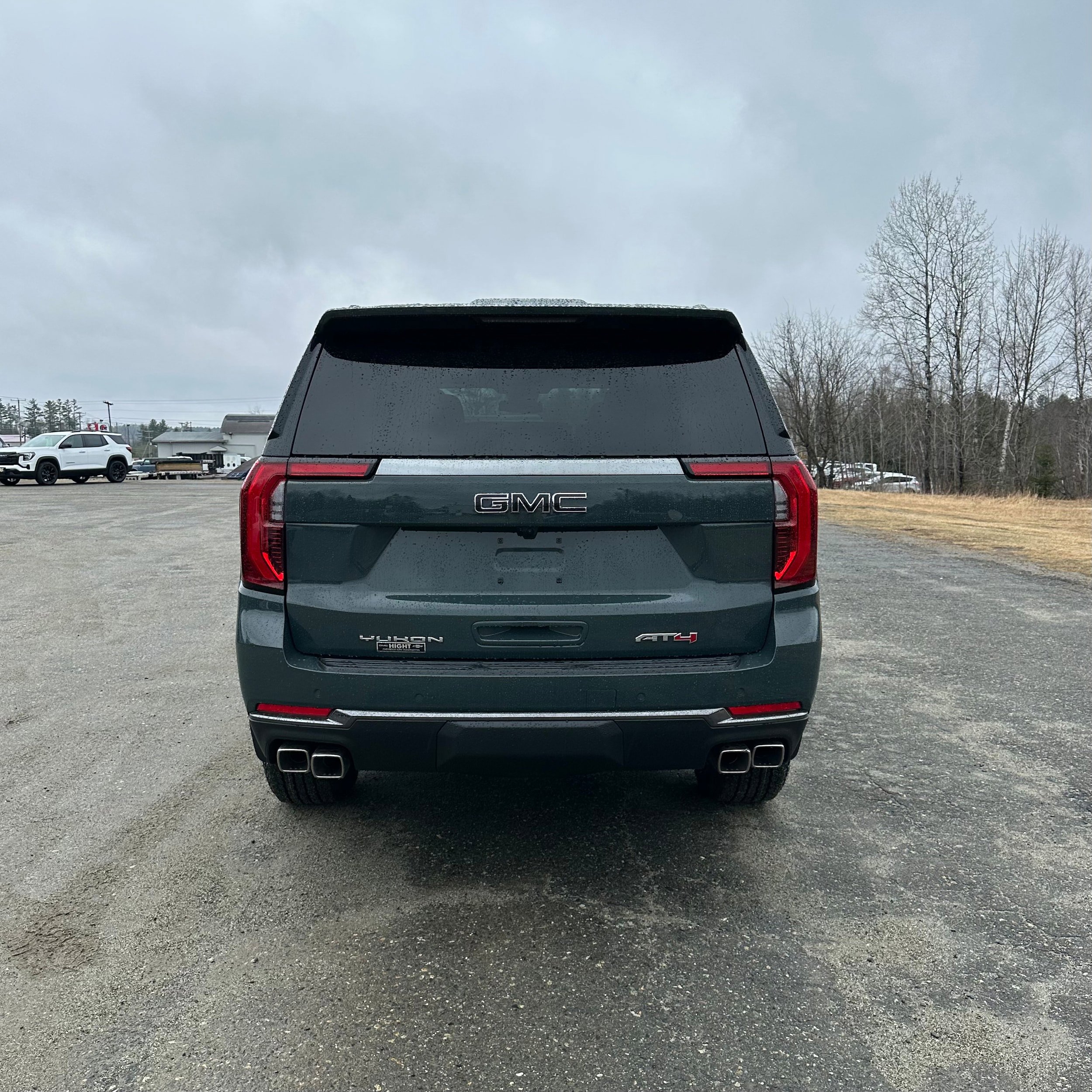 New 2026 GMC Yukon AT4 w/ LPO, Floor Liner Package AWD/4WD image 4
