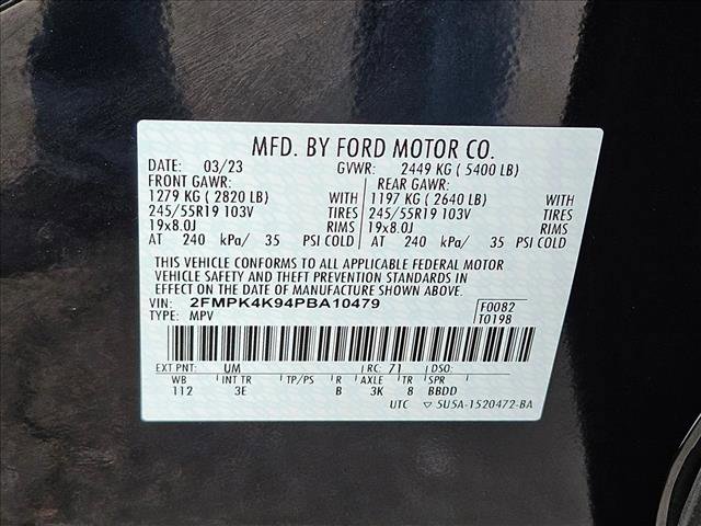 Used 2023 Ford Edge Titanium w/ Class II Trailer Tow Package image 24