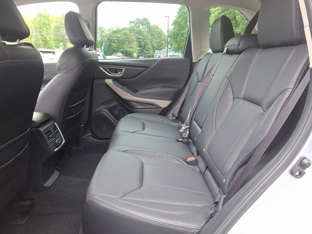 Used 2023 Subaru Forester Limited image 12