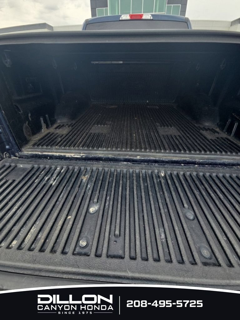Used 2016 Ford F150 XLT w/ Equipment Group 302A Luxury AWD/4WD image 12