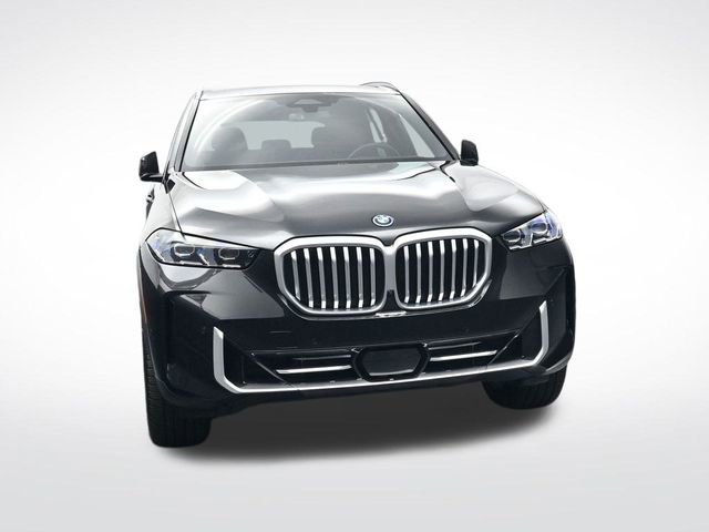 Used 2025 BMW X5 xDrive50e image 11