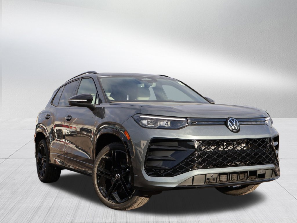 Used 2026 Volkswagen Tiguan SE R-Line