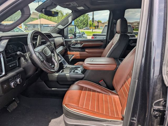 Used 2024 GMC Sierra 2500 Denali Ultimate w/ Max Trailering Package AWD/4WD image 15