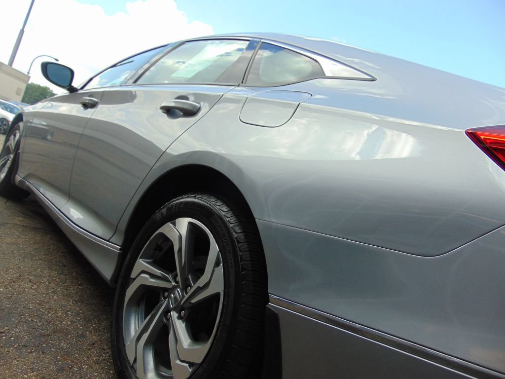 Used 2020 Honda Accord EX image 16