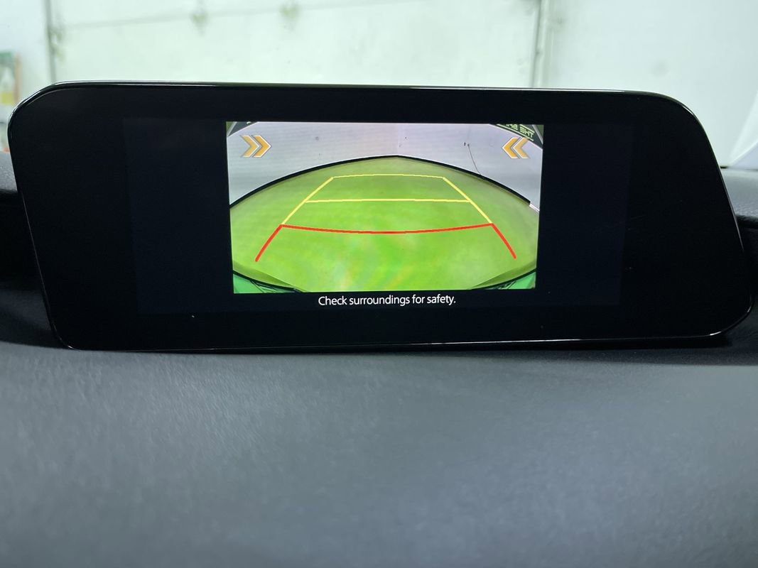 Used 2020 MAZDA MAZDA3 image 23