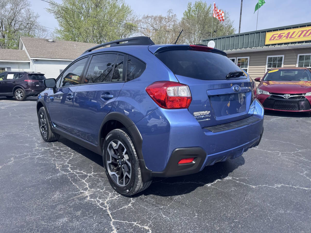 Used 2017 Subaru Crosstrek 2.0i Premium w/ Popular Package #2 image 4