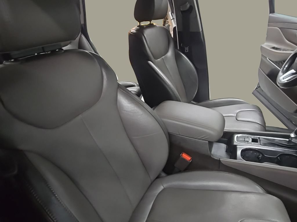 Used 2020 Hyundai Santa Fe SEL w/ Convenience + Premium Package FWD image 26