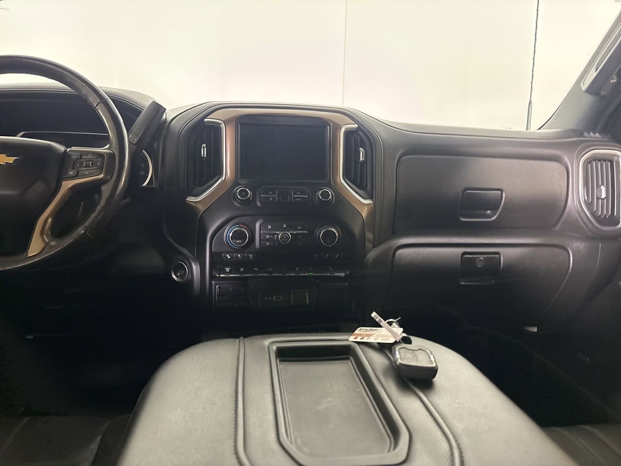 Used 2020 Chevrolet Silverado 3500 High Country w/ Technology Package image 24