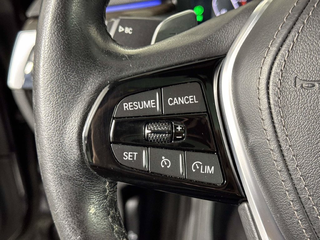 Used 2021 BMW 530i xDrive w/ Convenience Package AWD/4WD image 21