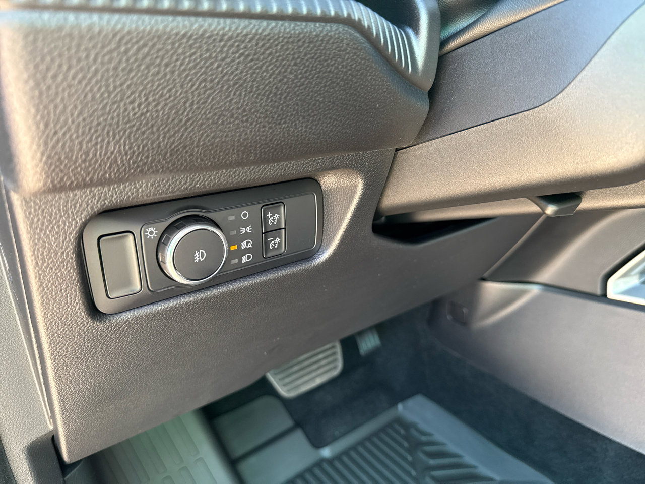 New 2025 Ford Ranger Lariat w/ FX4 Off-Road Package image 24