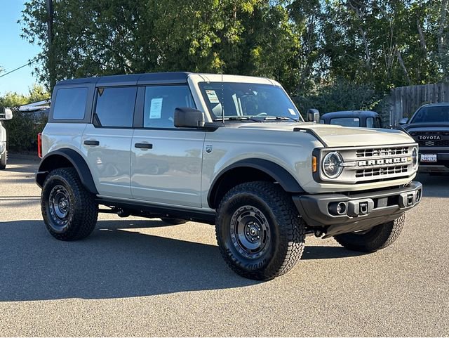 New 2025 Ford Bronco Big Bend w/ Black Diamond Package image 3