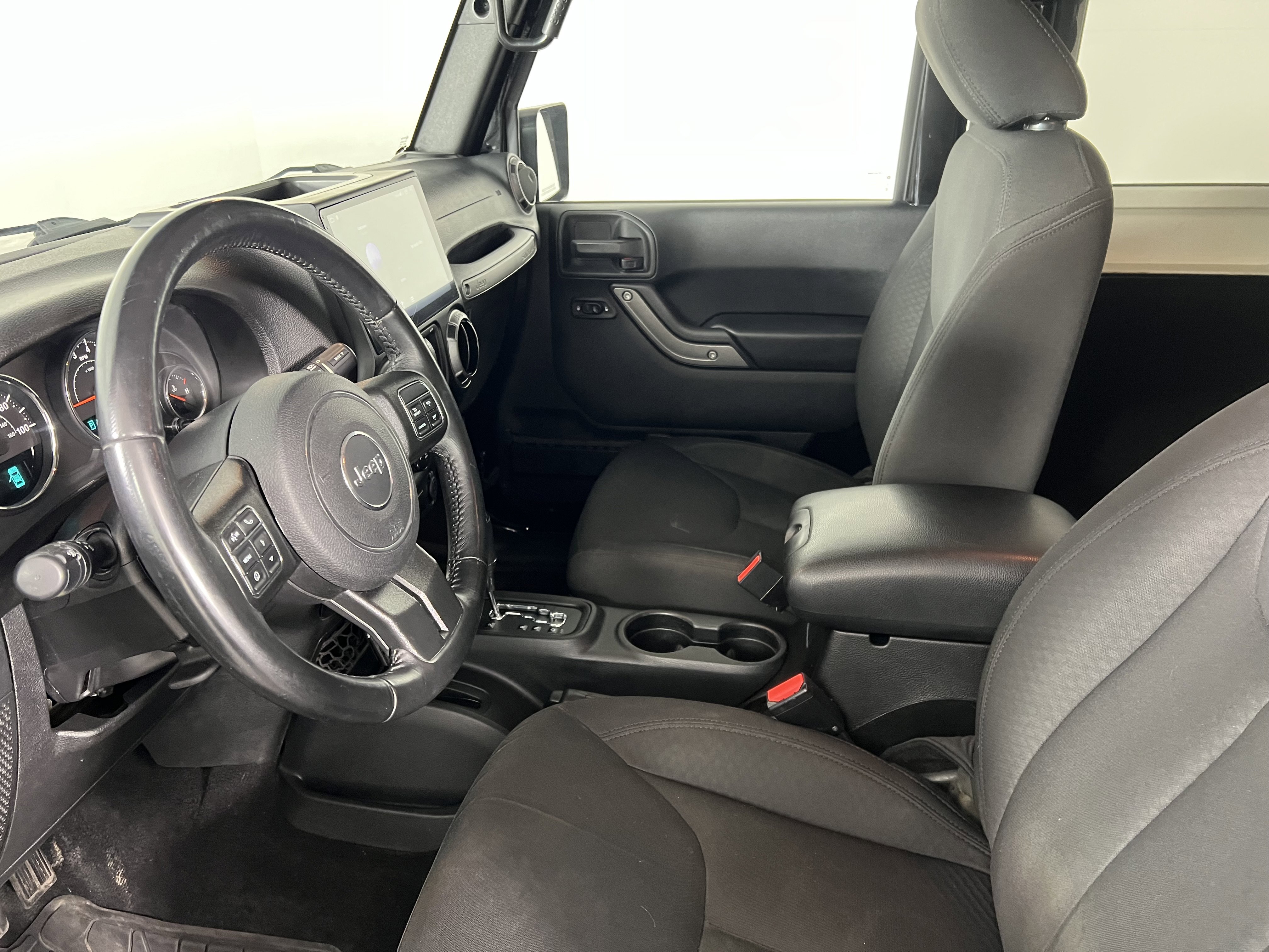 Used 2017 Jeep Wrangler Sport image 4