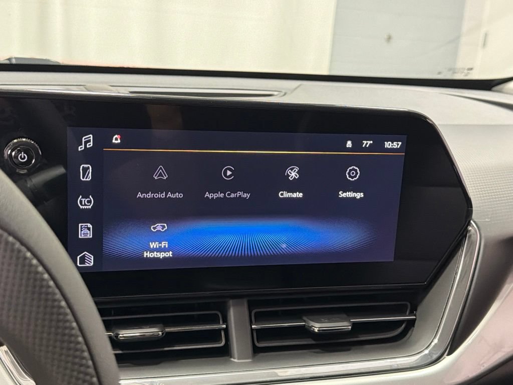 New 2026 Chevrolet Trax LT FWD image 21