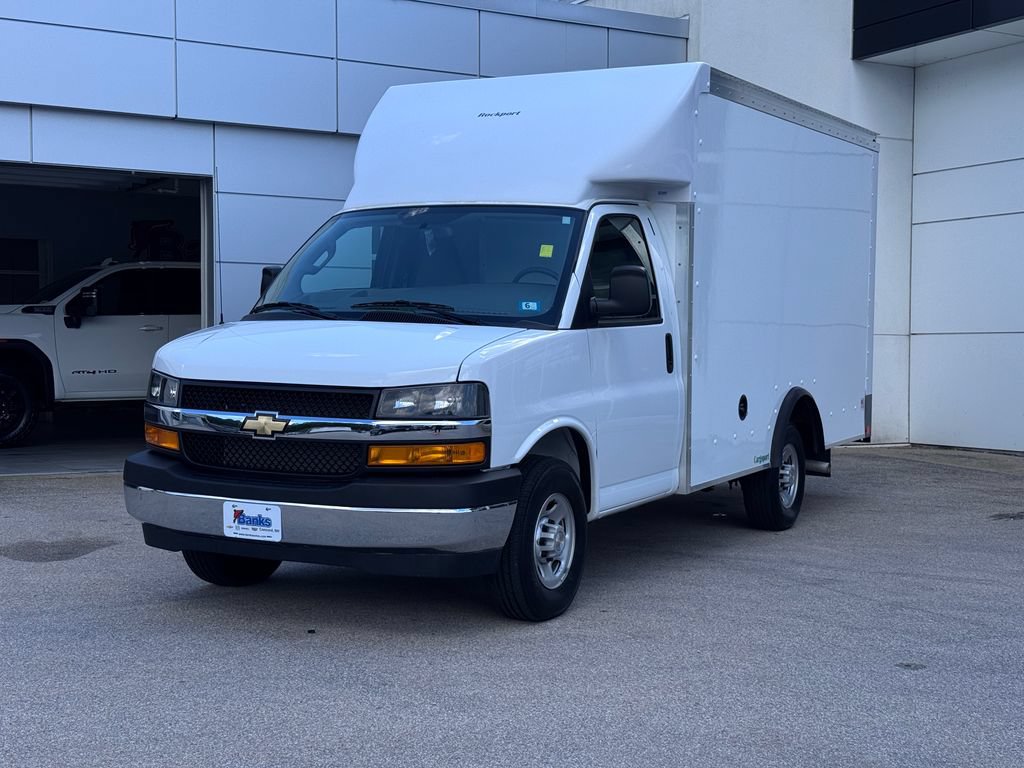 Used 2025 Chevrolet Express 3500 w/ Power Convenience Package RWD image 2