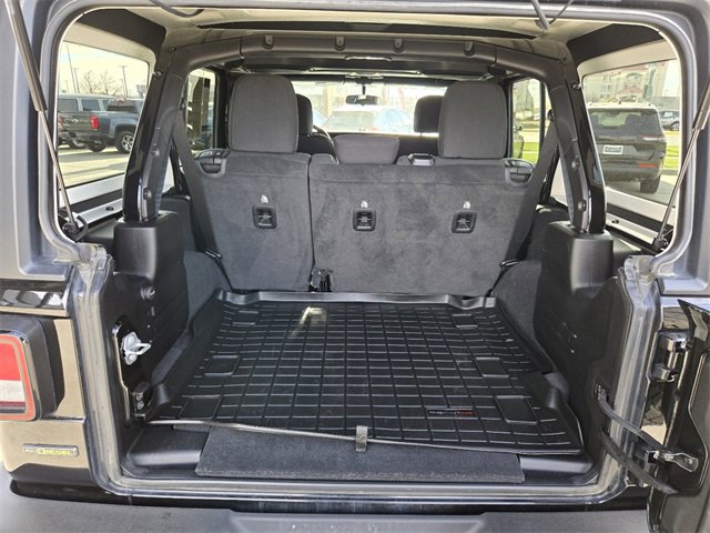 Used 2021 Jeep Wrangler Unlimited Sport image 9