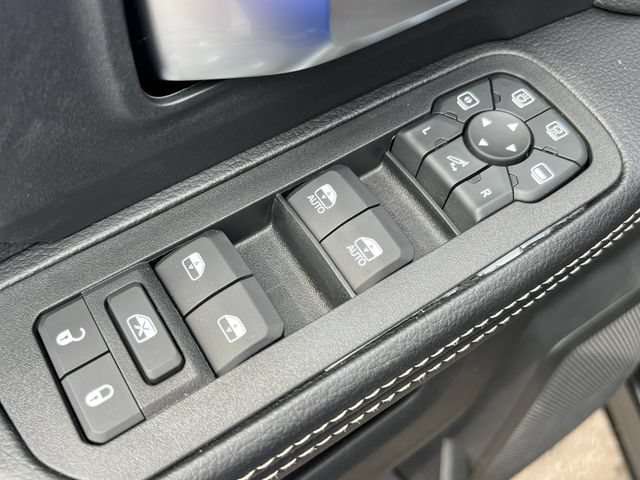 New 2026 RAM 2500 Big Horn AWD/4WD image 15