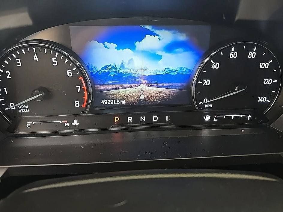 Used 2023 Ford Explorer XLT w/ Equipment Group 202A AWD/4WD image 17
