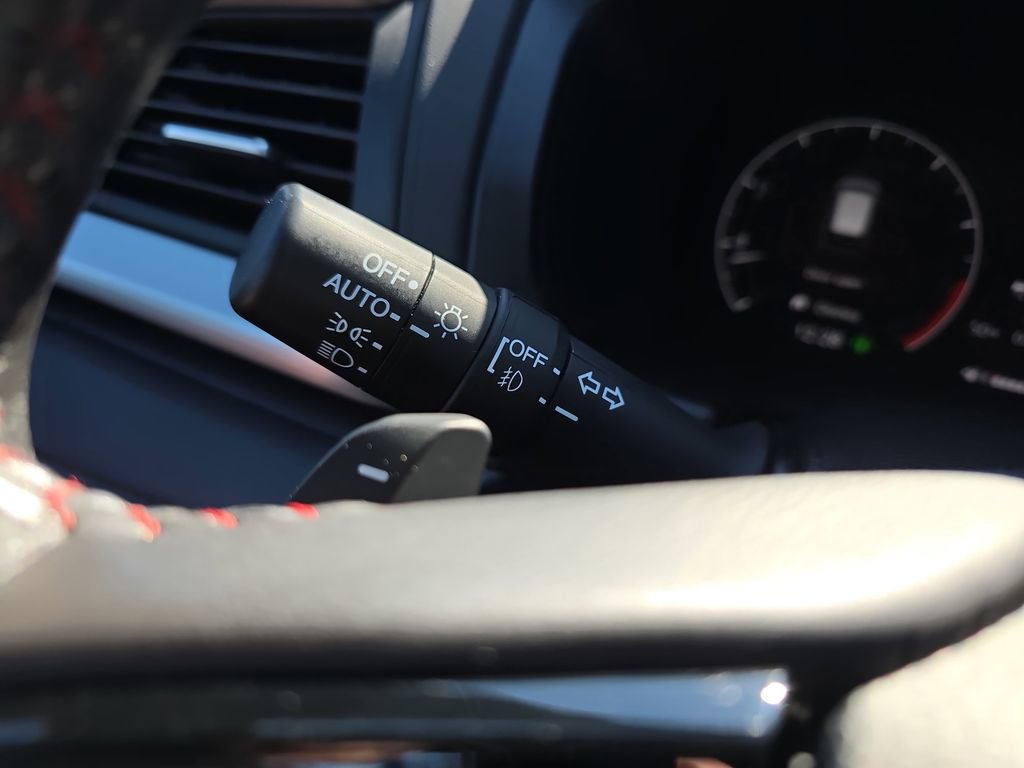 Used 2025 Honda Odyssey Sport-L image 30