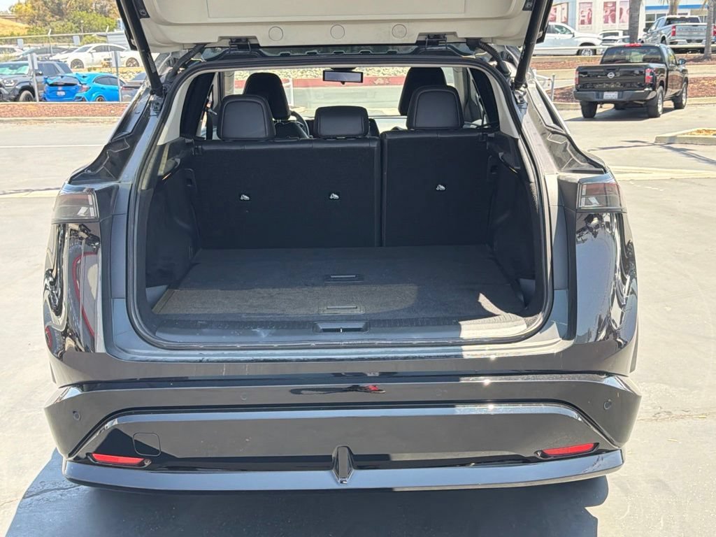 Used 2023 Nissan Ariya FWD image 16