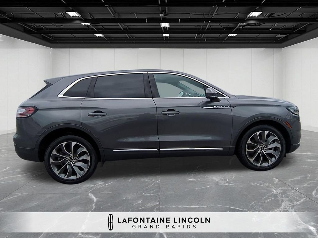 Certified 2023 Lincoln Nautilus Reserve w/ Equipment Group 201A image 6