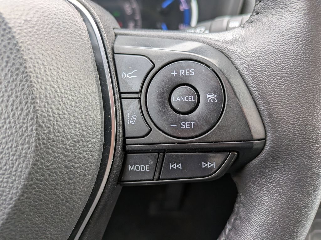 Used 2022 Toyota RAV4 XSE w/ XSE Grade Weather Package AWD/4WD image 27