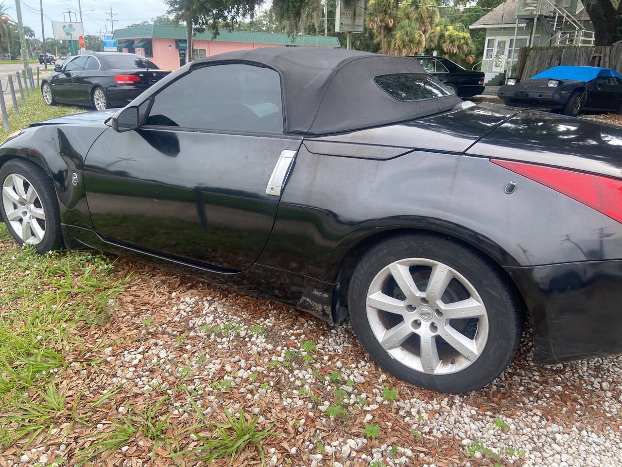 Used 2005 Nissan 350Z Touring RWD image 8
